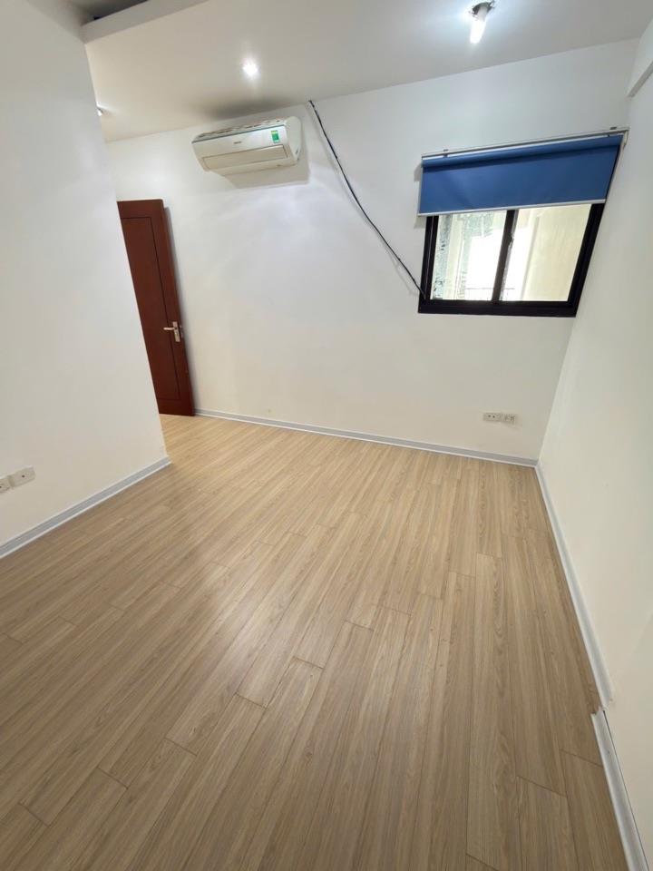 Bán gấp chung cư Green Star Phạm Văn Đồng 61m2 giá 5,7tỷ