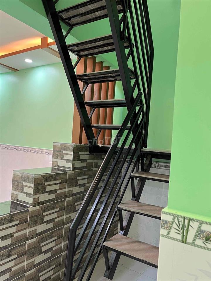 Bán 4 căn nhà hiện đang cho thuê 4,5 triệu/tháng
