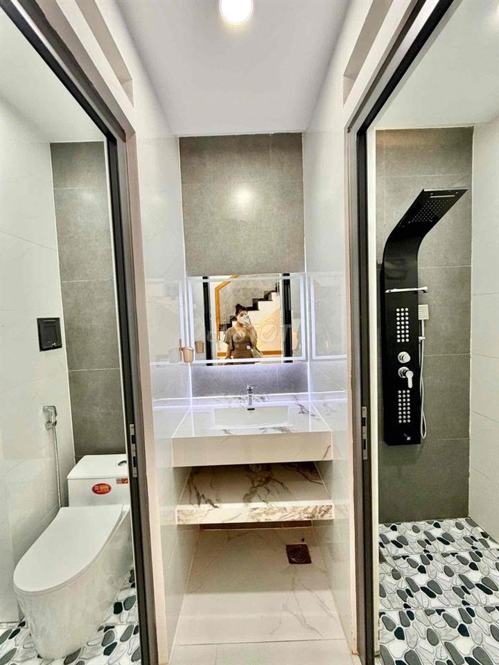 Cho thuê mới đẹp hẻm Mã Lò full nội thất. Bình Tân