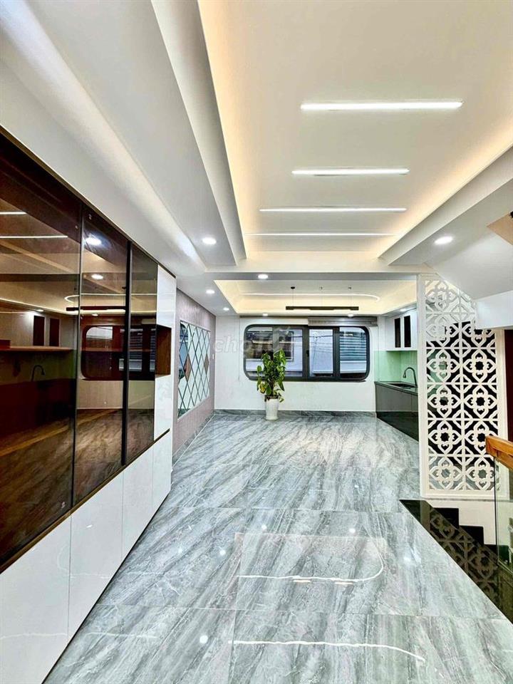 Cho thuê mới đẹp hẻm Mã Lò full nội thất. Bình Tân