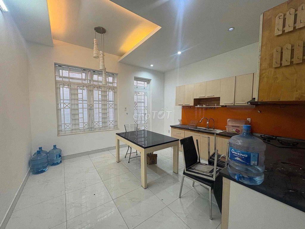 Cho thuê nhà MT đường 28A
