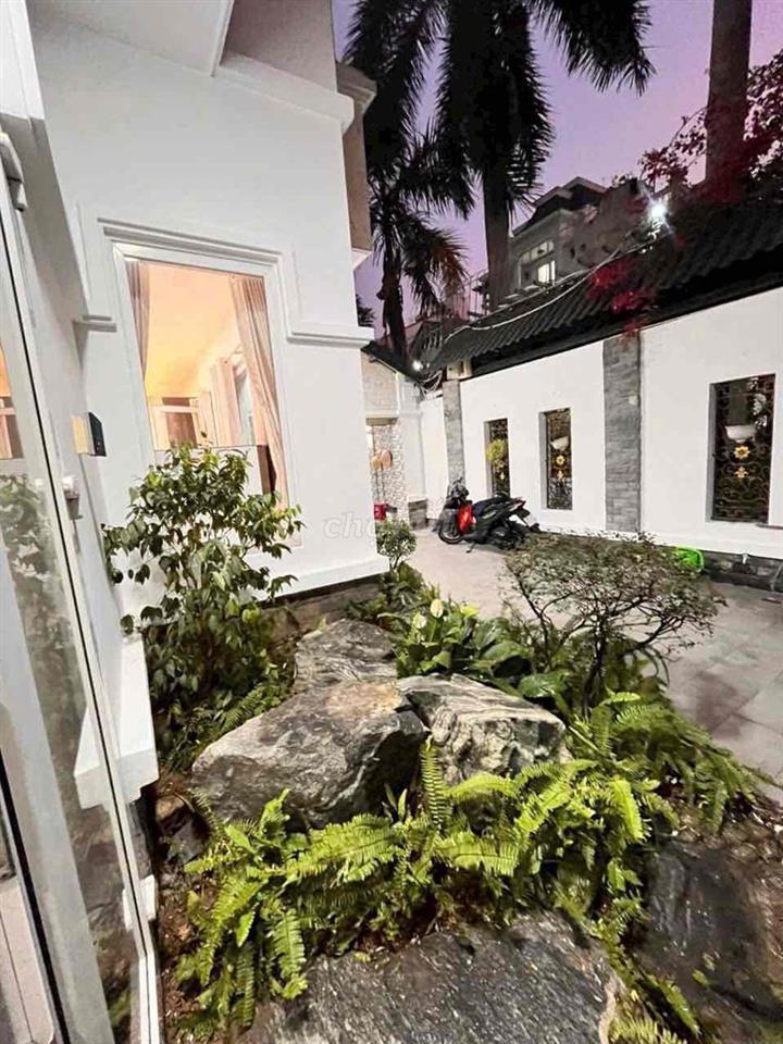 Cho thuê biệt thự khu ao sen tên lửa