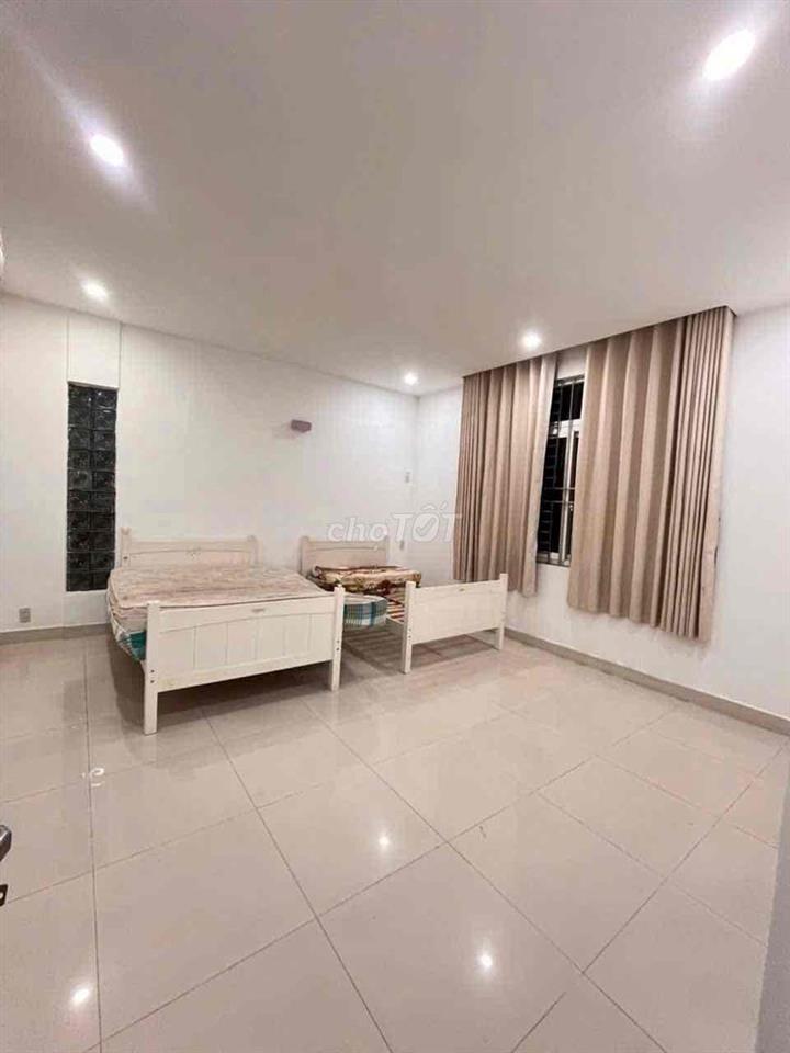 Cho thuê biệt thự khu ao sen tên lửa
