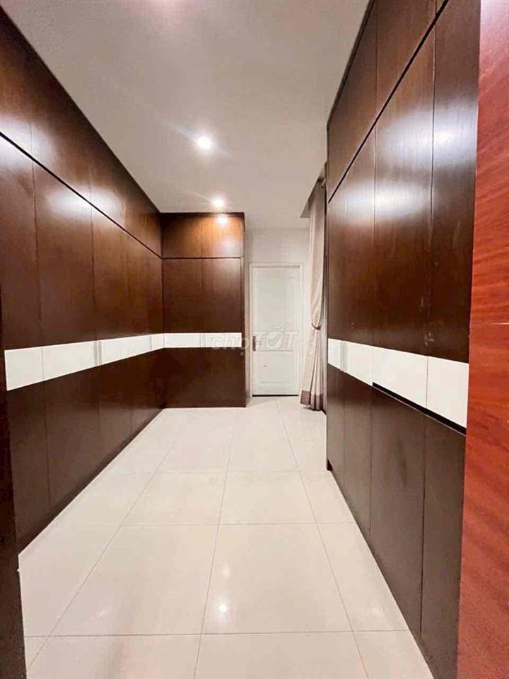 Cho thuê biệt thự khu ao sen tên lửa