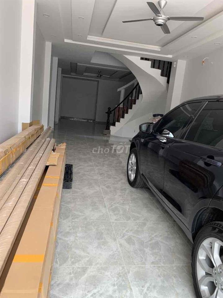 Cho thuê nhà MT  số 7 khu Tên Lửa