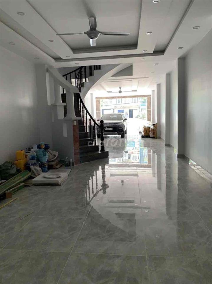 Cho thuê nhà MT  số 7 khu Tên Lửa