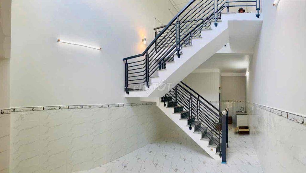 Cho thuê nhà nc mặt tiền đường Trần văn Giàu