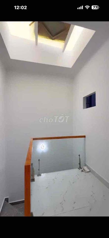 Cho thuê nhà mới đẹp MT đường Nguyễn Văn Luông