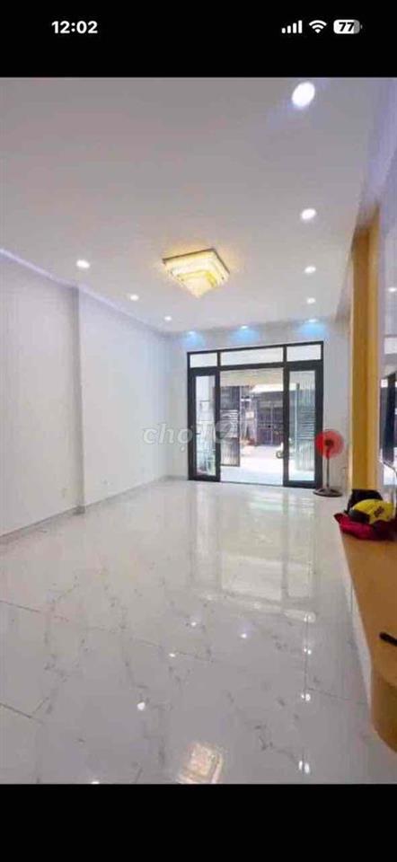 Cho thuê nhà mới đẹp MT đường Nguyễn Văn Luông