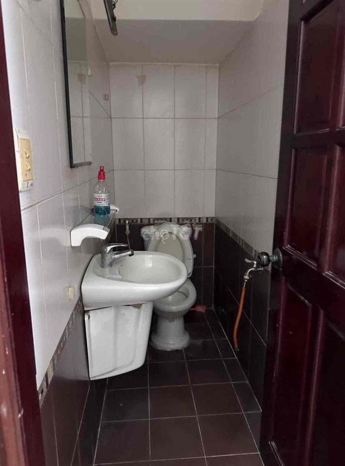 Nhà cho thuê MT số 32A, P. Bình Trị Đông B, B T