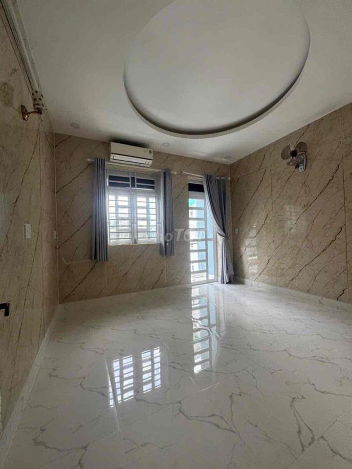 Nhà rẻ khu y tế kỹ thuật. khu Tên Lửa. P. Bình Trị Đông