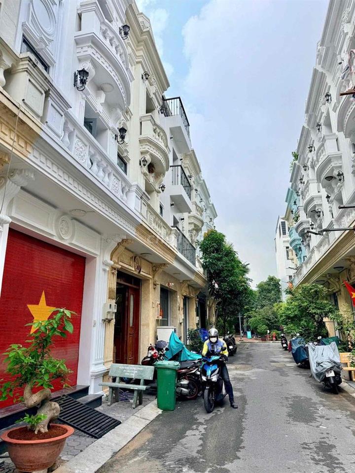 💐 Cho thuê nhà khu Vip đồng bộ Tô Hiệu. nhà mới tinh như hình