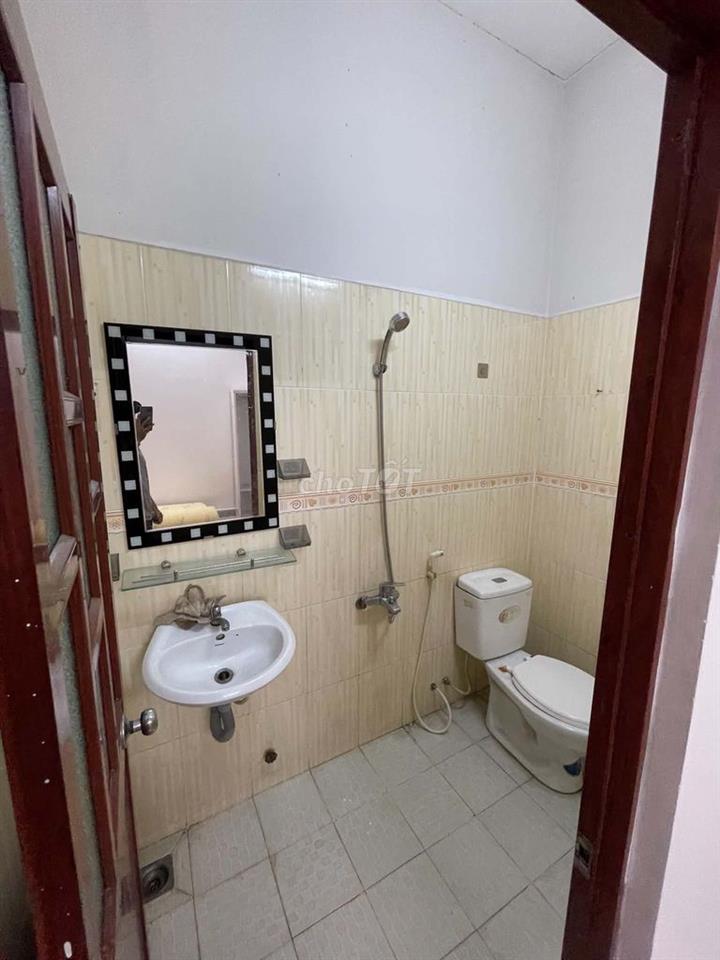 Phòng trọ ngã tư gò mây đường nguyễn thị tú