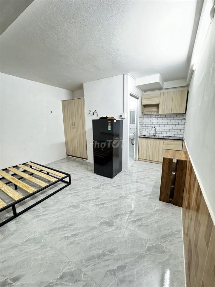 PHÒNG TRỌ 18M2 -SÁT HUTECH UNG VĂN KHIÊM
