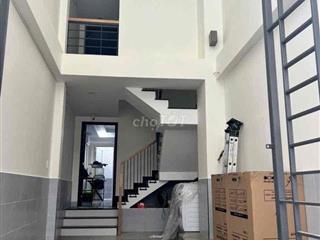 NHÀ NGAY NGÃ TƯ HÀNG XANH MỚI XÂY FULL NỘI THẤT
