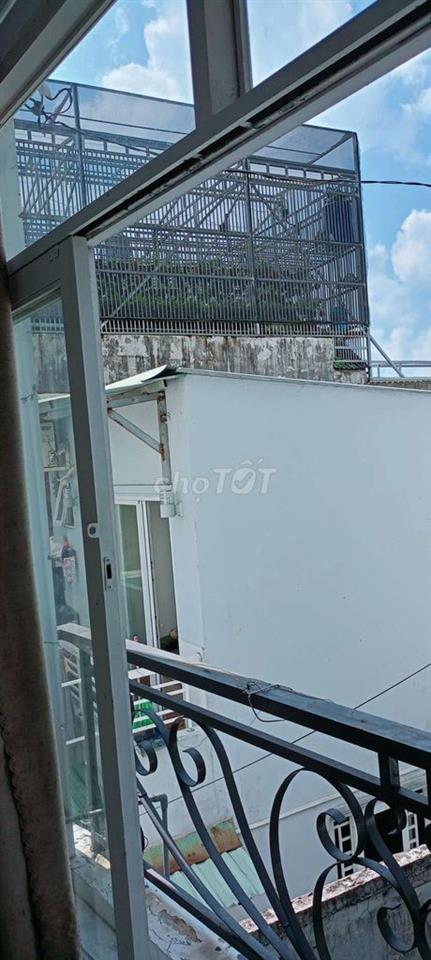 Bán nhà phố liền kề Q12 khu vực Thạnh Xuân 