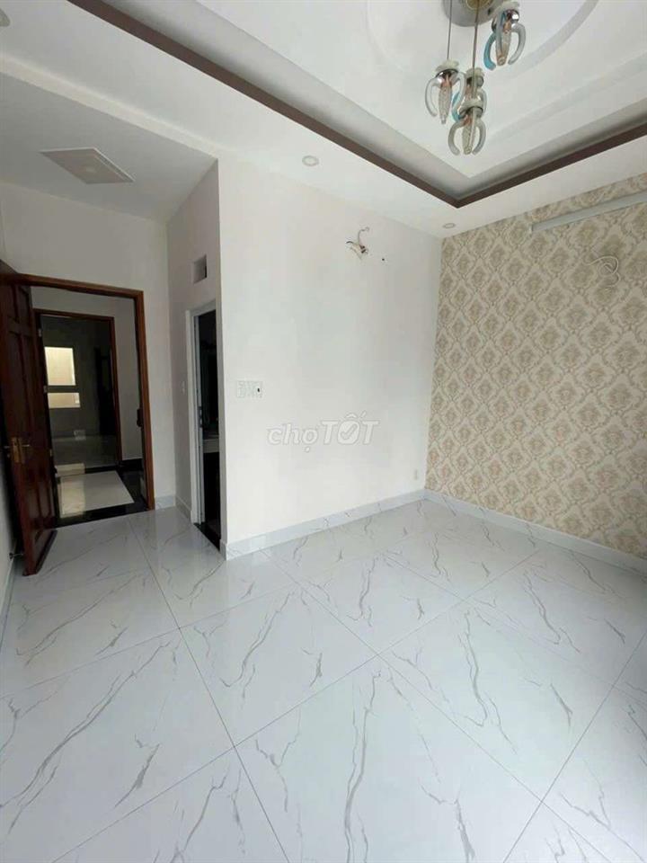 Cho thuê nguyên căn, HXH, Lê văn thọ, p9, gò vấp, 4x14m, 4pn, 18tr/th