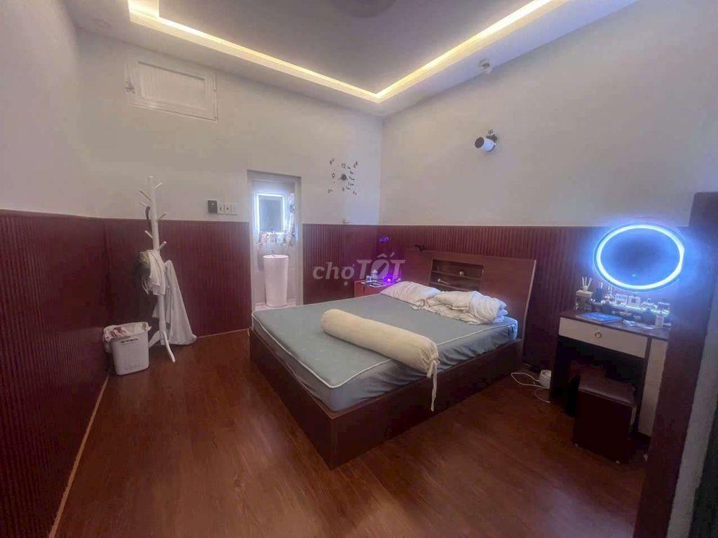 Nhà mặt tiền, Đường âu cơ, Phường tân sơn nhì, Tân phú, 3.5x30m, 23 tỷ