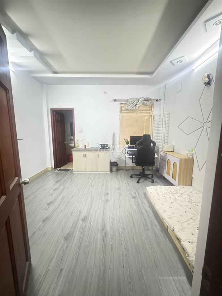 Cần pass lại phòng trọ có cửa sổ và kệ bếp tại gò vấp