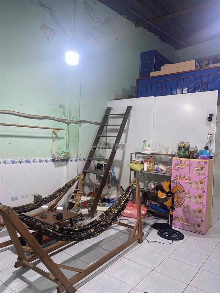 tìm nữ ở ghép phòng rộng 40m2 gần nhà thờ Bùi môn. Huflit 2km.