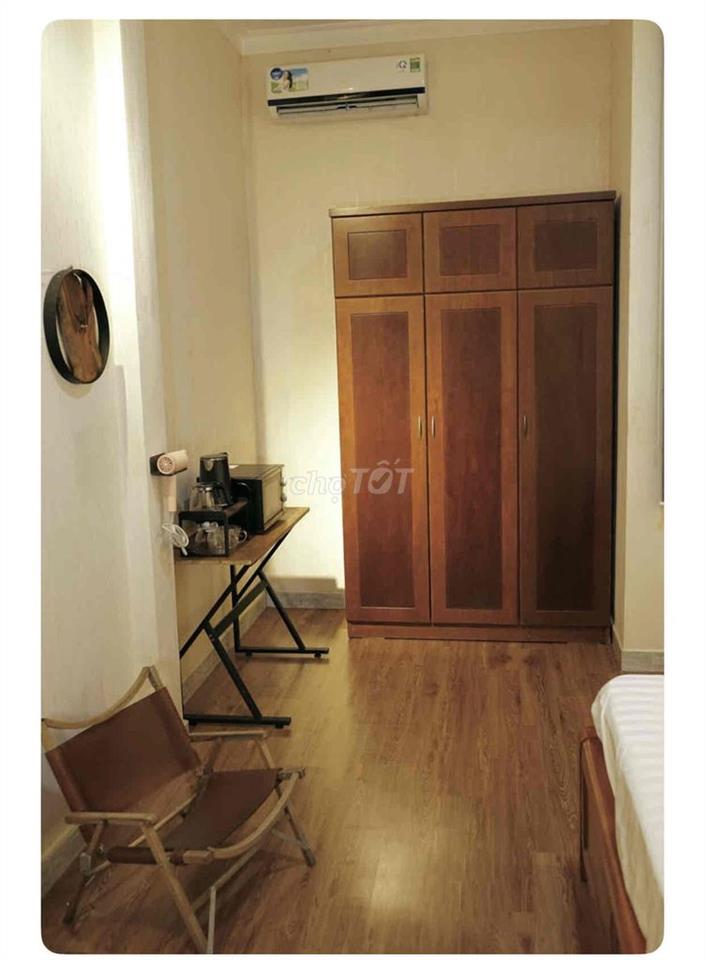 cho thuê tầng 2 kinh doanh và ở tại q.1 trung tâm hcm