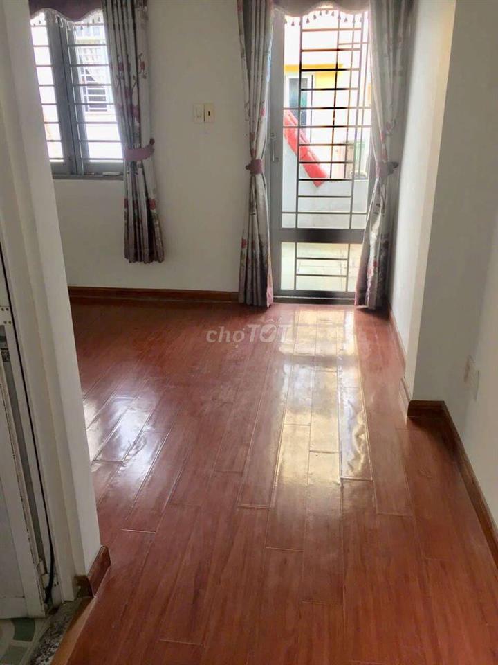 Cho thuê nhà nguyên căn để kinh doanh và ở