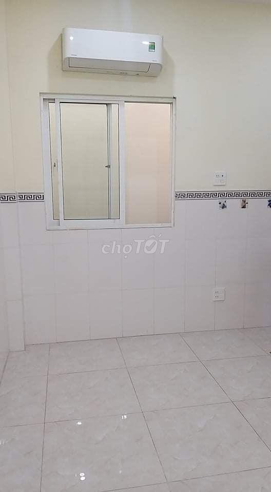 cho thuê phòng trọ cao cấp có máy lạnh diện tích18 m2 , giá : 3 triệu
