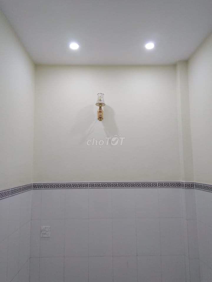 cho thuê phòng trọ cao cấp có máy lạnh diện tích18 m2 , giá : 3 triệu