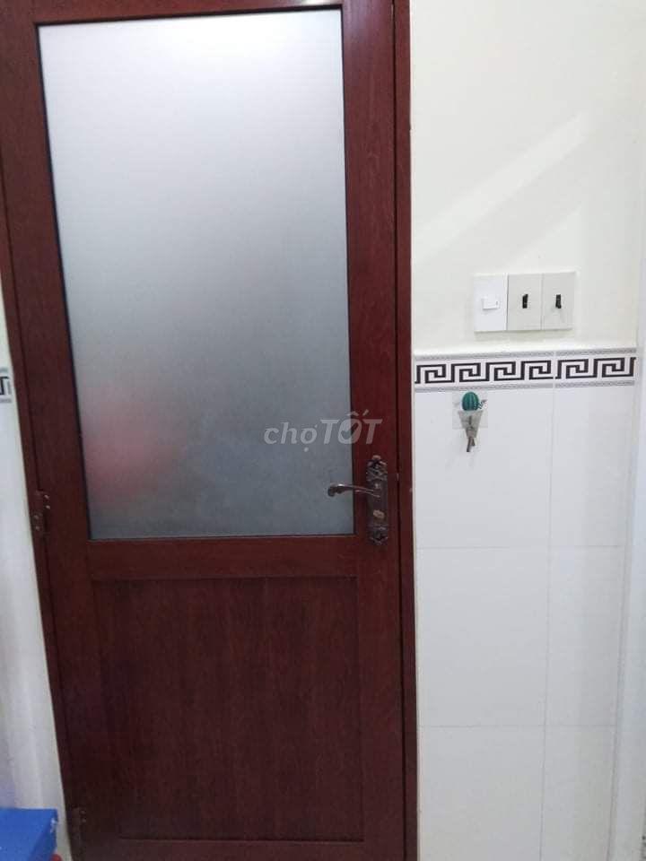 cho thuê phòng trọ cao cấp có máy lạnh diện tích18 m2 , giá : 3 triệu