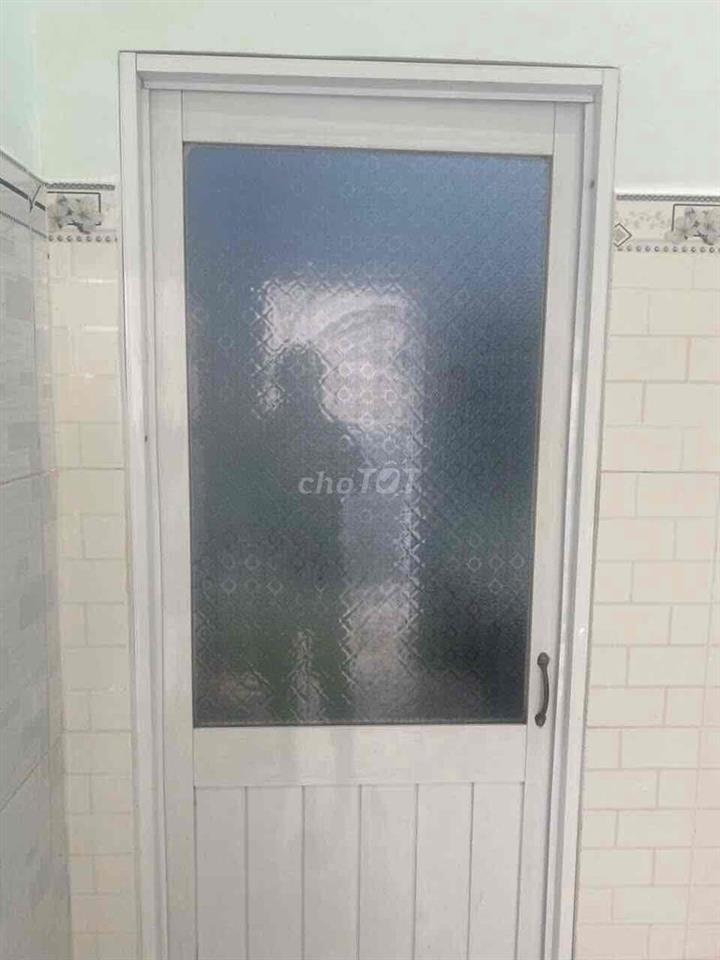 Phòng trọ 30m2 độc lập lối đi riêng