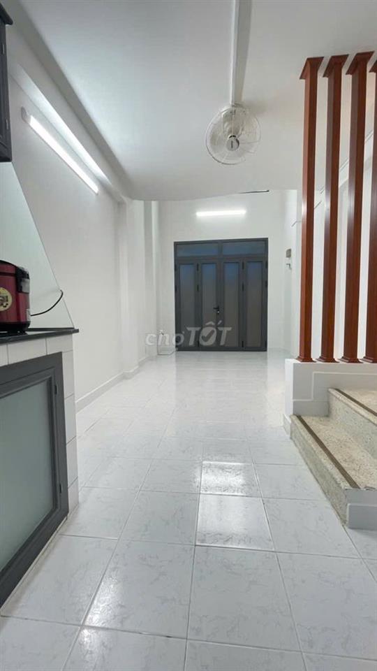 Cho thuê nhà nguyên căn Chợ Bàn Cờ