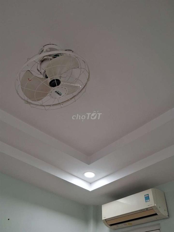 phòng máy lạnh quạt bao điện nước