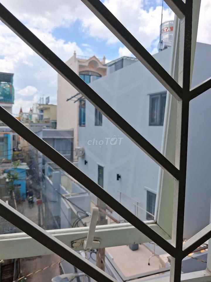 phòng máy lạnh quạt bao điện nước