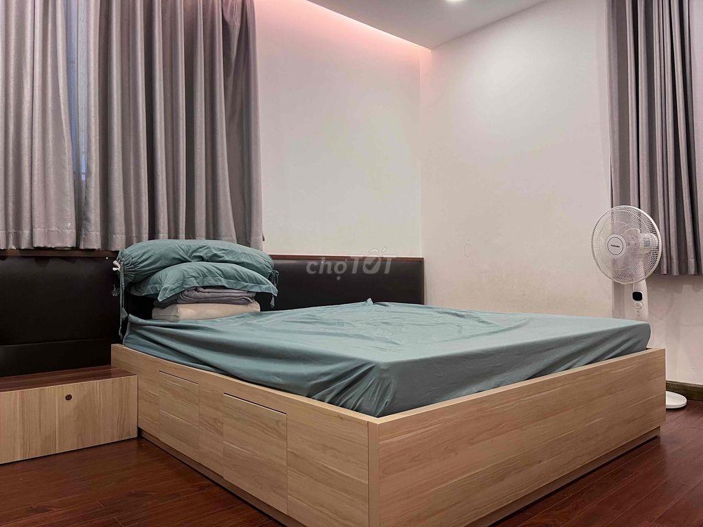 Cho thuê căn hộ Belleza 3 phòng ngủ, tầng cao, thoáng mát.