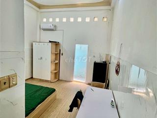 Nhà cho thuê 1 trệt có phòng bếp, 1PN full nội thất 