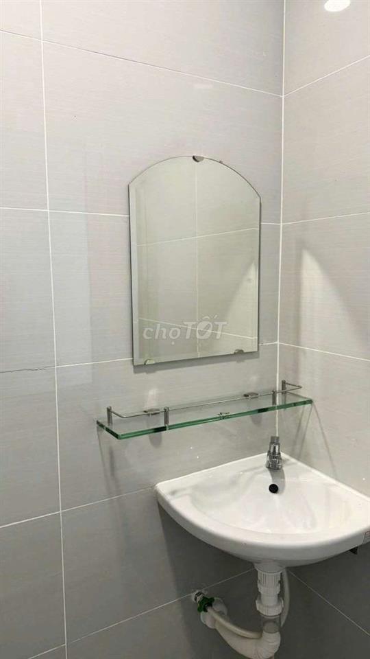 Phòng mới xây giá rẻ có nội thất 