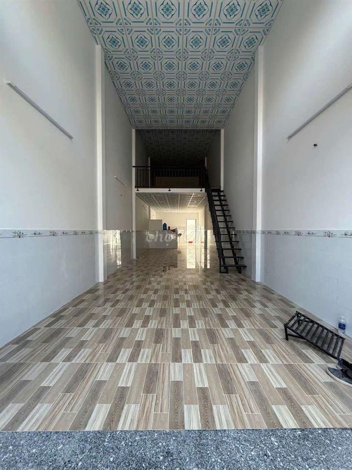 Nhà 4x20 trệt lầu có bếp, phòng ngủ gần Aeon Tân Phú 