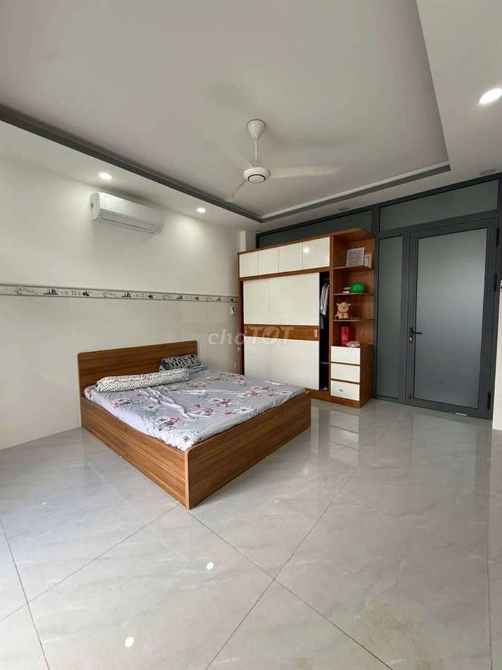 căn hộ 1PN có bancol, thang máy, phòng bếp