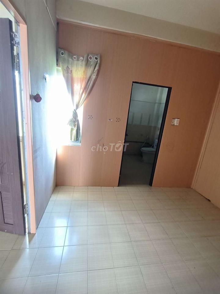 phòng 1tr6, 2tr2 tolet trong, giờ giấc tự do 
