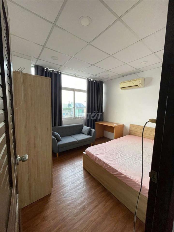 căn2PN có phòng bếp, thang máy gần sân bay- bancol, full nội thất 