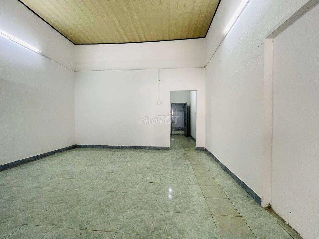 NHÀ NGUYÊN CĂN 2PN TRƯỜNG THỌ GẦN METRO 7.5 TRIỆU