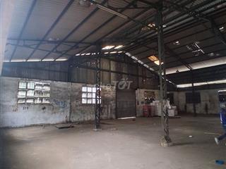 Cần cho thuê nhà xưởng 650 m2 gần ngã tư Bình Phước