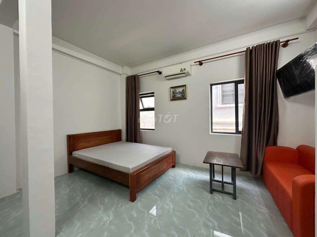 Tìm nữ ở ghép