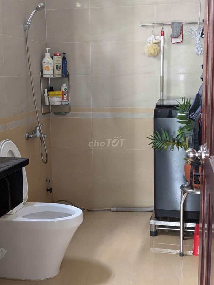 Cần tìm nam ở ghép Quận 2, 3.5tr/tháng, phòng đẹp có ban công