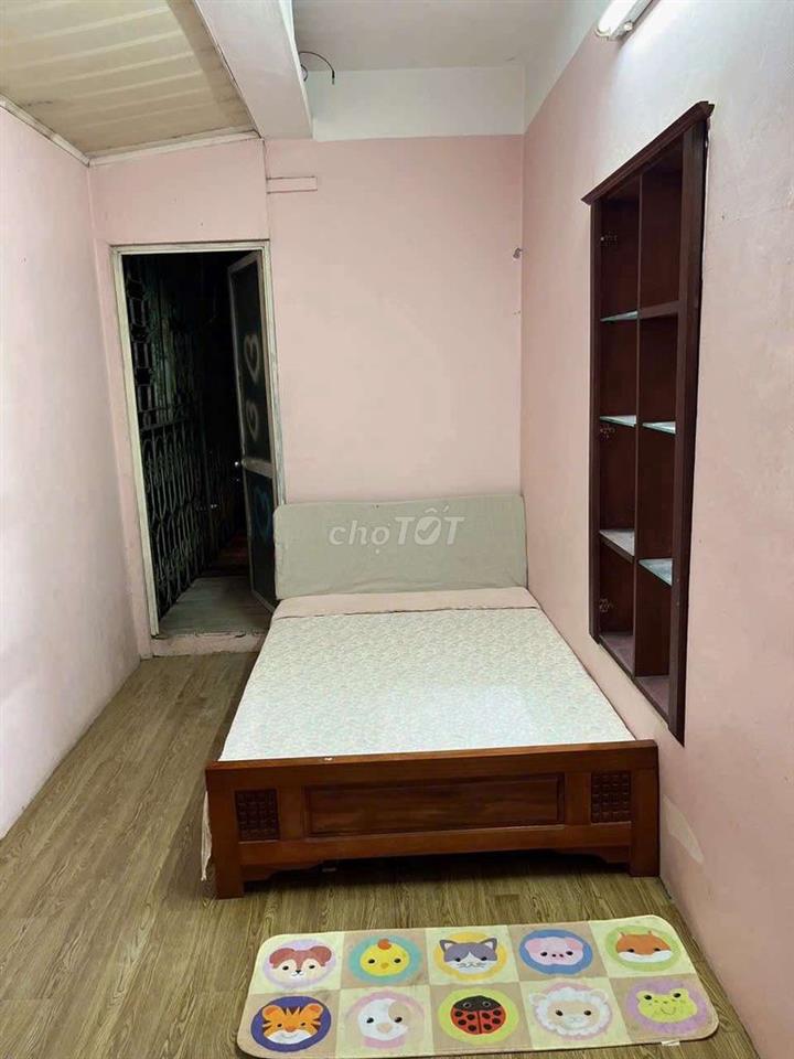 Phố Mai Dịch, Cho thuê căn tập thêt