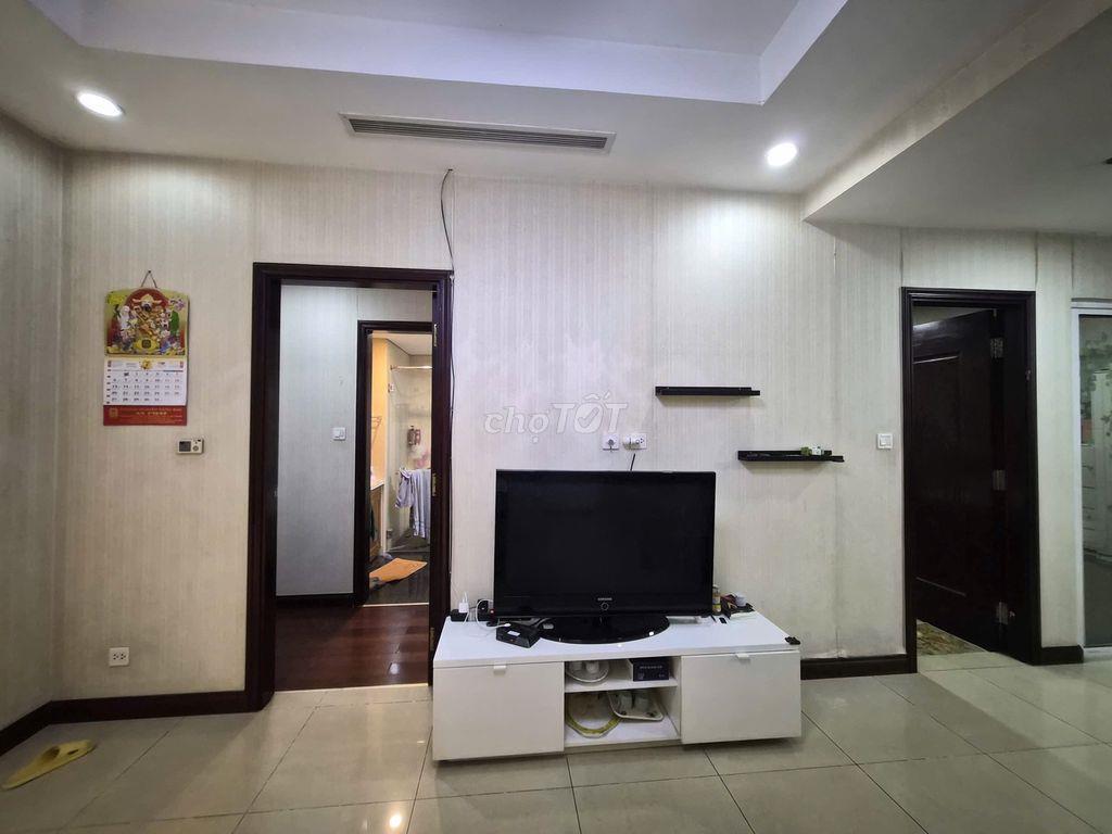 Chính chủ cho thuê nhà tại tầng 12A R4B Royal City