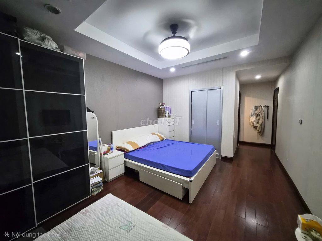 Chính chủ cho thuê nhà tại tầng 12A R4B Royal City