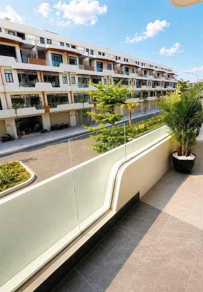 CHO THUÊ CĂN HỘ APARTMENT FOR RENT NEW 100%  – 1 PN 1 BR LOTTE MART