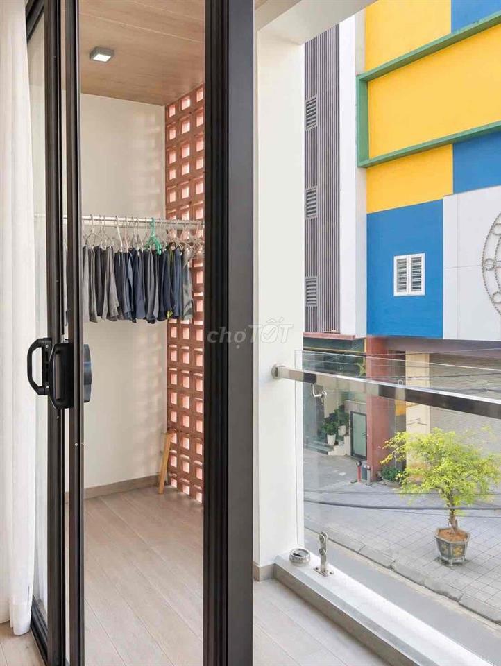 Cho Thuê Căn Hộ Đà Nẵng Sát Biển Có Ban Công Beach Apartment for rent