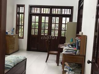 Bán nhà khu vực đầu hẻm lê hồng phong